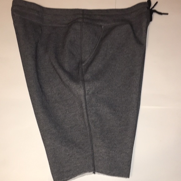 32° heat shorts - Picture 5 of 5